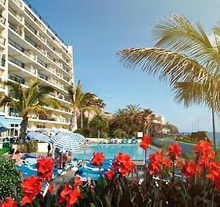 Cosy With Sea View And Pool Apartment