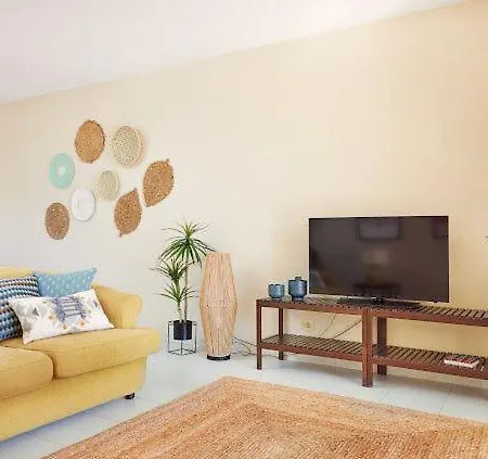 Cosy With Sea View And Pool *